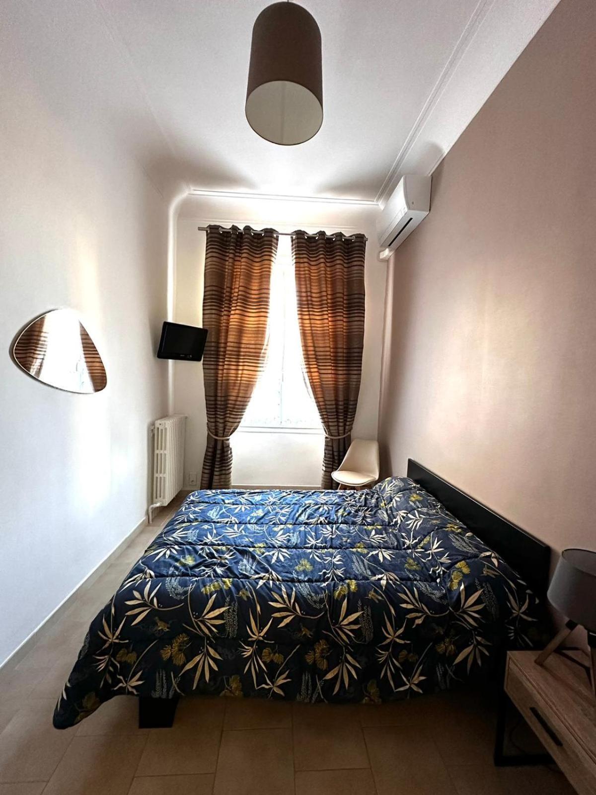 Appartement 4 A 8 Personnes, Spacieux De Standing Classe 4 Etoiles Nîmes Exterior photo